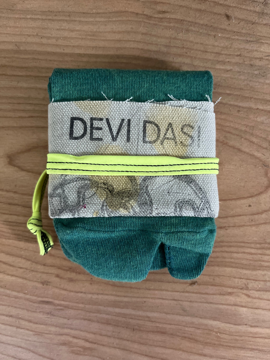 Tabi sock (pine)
